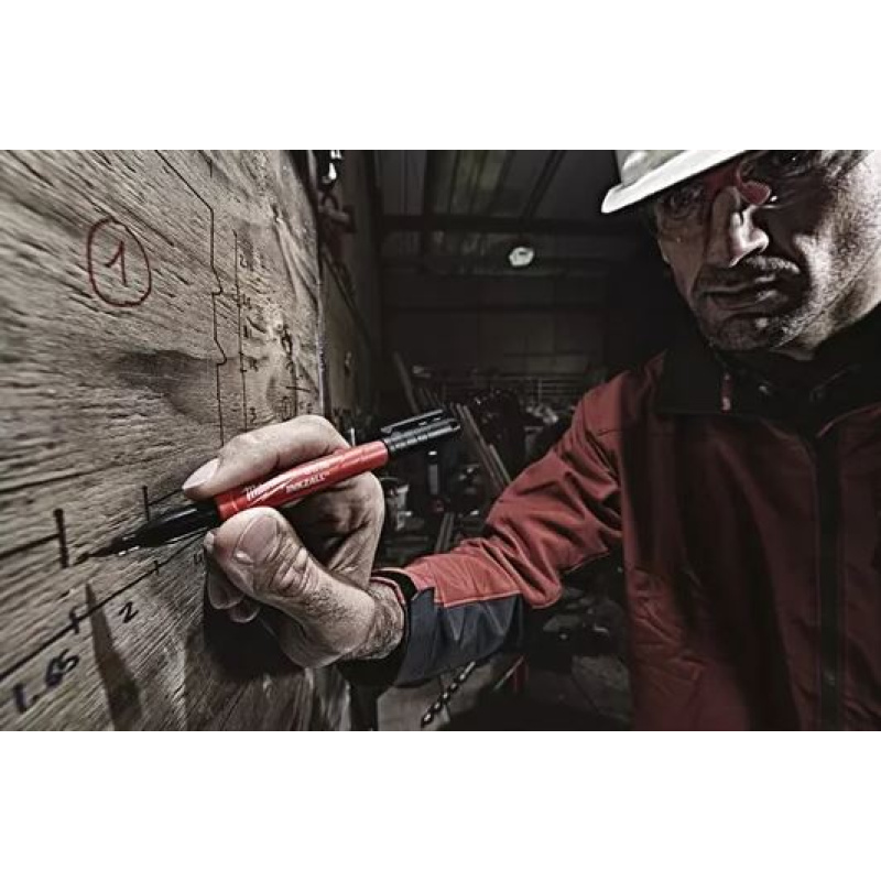 Milwaukee Tool Marqueur permanent de chantier noir à pointe biseautée extra- large INKZALL